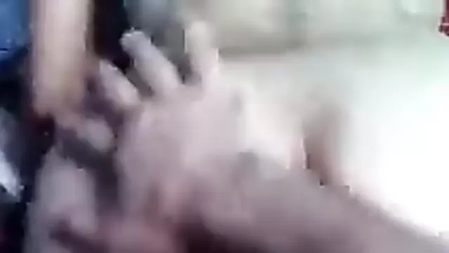 Tajik, sevgilisiyle seksini kameraya aldı.